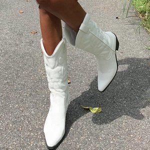 NEW THERAPY CLAYTON WHITE BOOTS